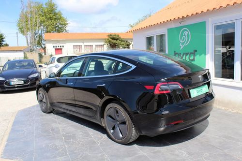 Tesla Model 3 - Photo 10