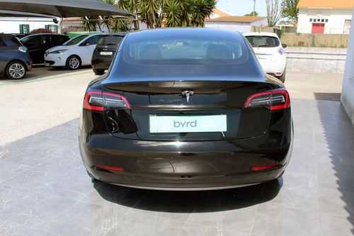 Tesla Model 3 - Photo 13