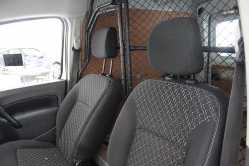 Renault Kangoo - Photo 11