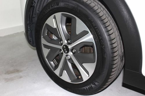 Kia e-Niro - Photo 9
