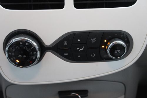 Renault Zoe - Photo 23