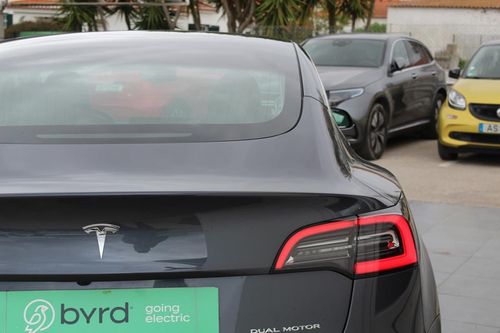 Tesla Model 3 - Photo 11