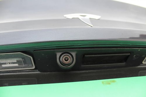 Tesla Model 3 - Photo 12