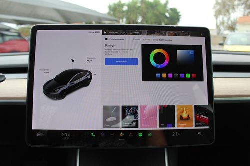 Tesla Model 3 - Photo 35