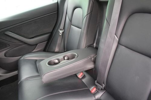 Tesla Model 3 - Photo 39