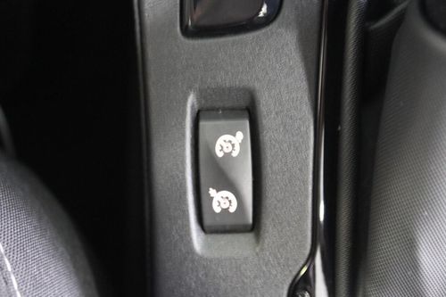 Renault Zoe - Photo 22