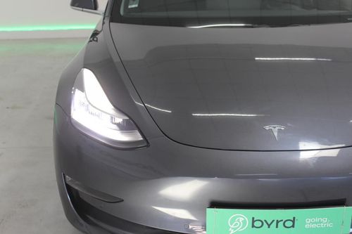 Tesla Model 3 - Photo 4