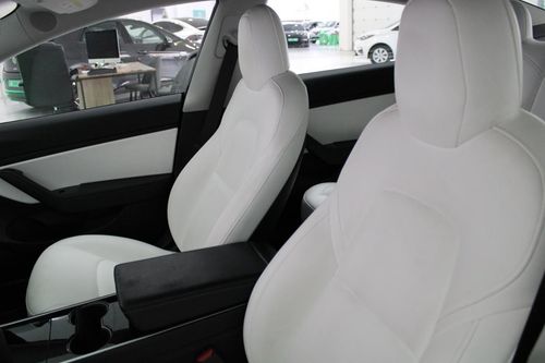 Tesla Model 3 - Photo 26