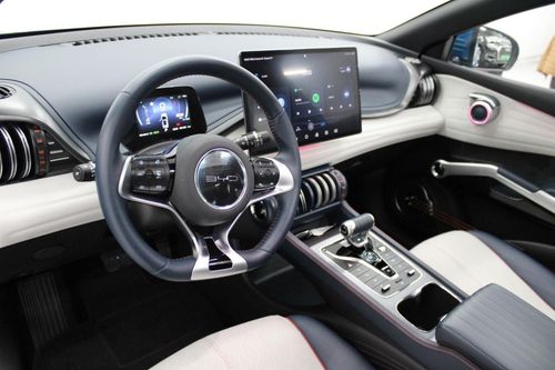 BYD Atto 3 - Photo 10
