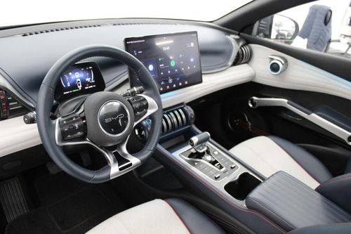 BYD Atto 3 - Photo 9