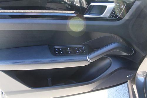 Porsche Cayenne Coupé - Photo 14