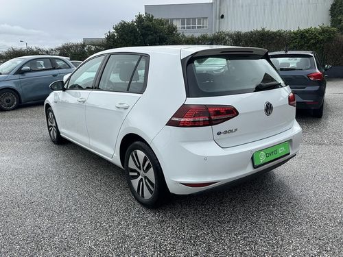 Volkswagen e-Golf - Photo 9