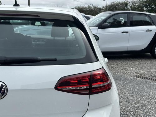 Volkswagen e-Golf - Photo 12
