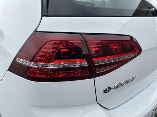 Volkswagen e-Golf - Photo 14