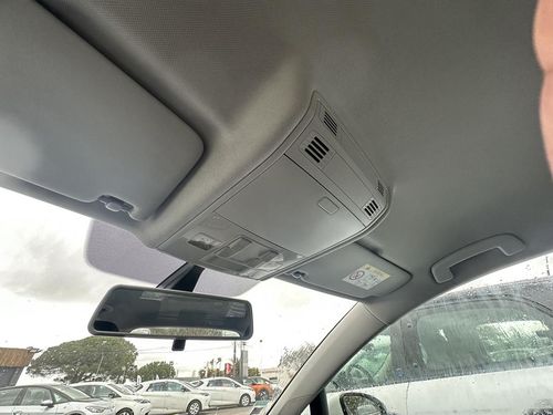 Volkswagen e-Golf - Photo 46