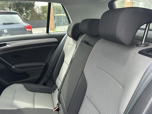 Volkswagen e-Golf - Photo 48