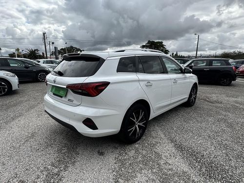MG MG5 - Photo 17