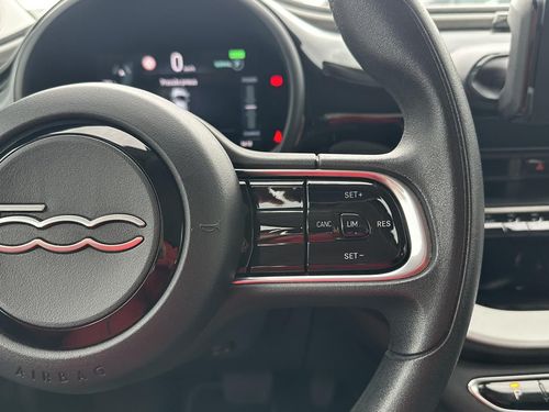 Fiat 500e - Photo 23
