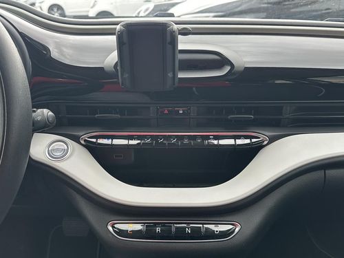 Fiat 500e - Photo 26