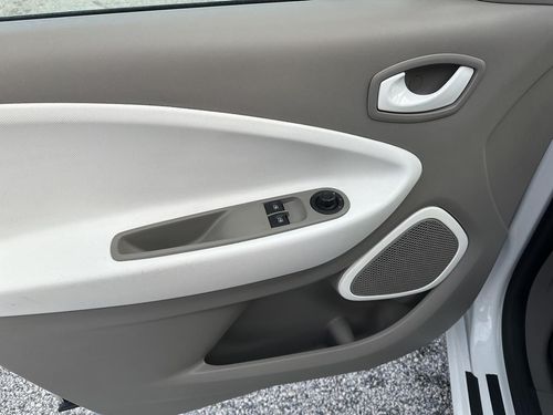 Renault Zoe - Photo 16