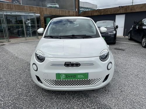 Fiat 500e - Photo 3