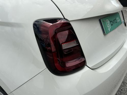 Fiat 500e - Photo 14