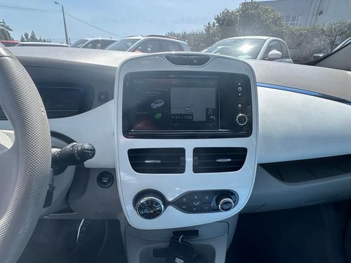 Renault Zoe - Photo 32