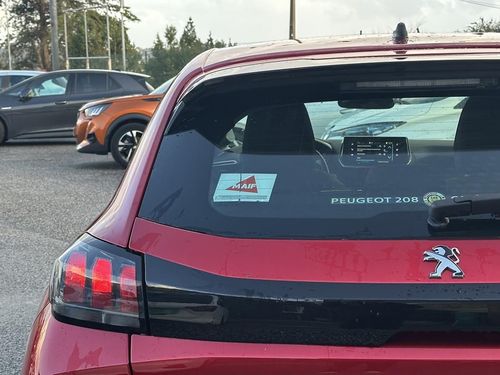 Peugeot e-208 - Photo 8
