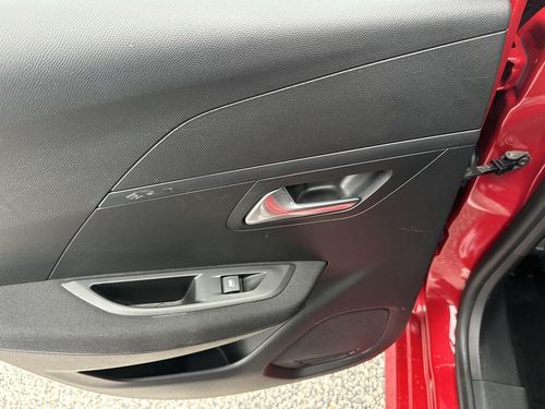 Peugeot e-208 - Photo 35