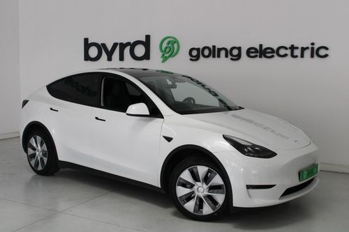 Tesla Model Y - Photo 1