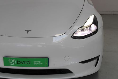 Tesla Model Y - Photo 3