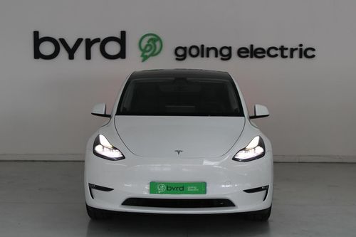 Tesla Model Y - Photo 2