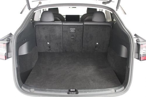 Tesla Model Y - Photo 23