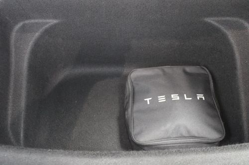 Tesla Model Y - Photo 8