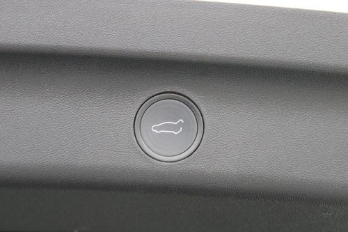 Tesla Model Y - Photo 9