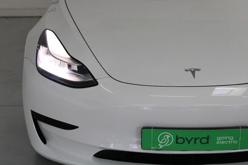 Tesla Model 3 - Photo 4