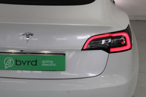 Tesla Model 3 - Photo 6