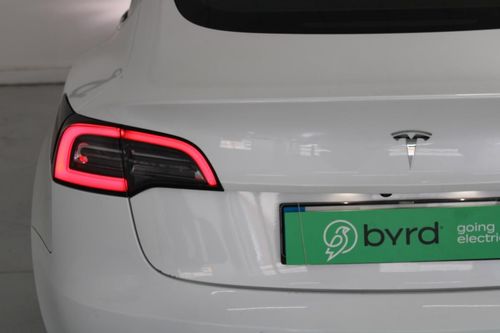 Tesla Model 3 - Photo 7