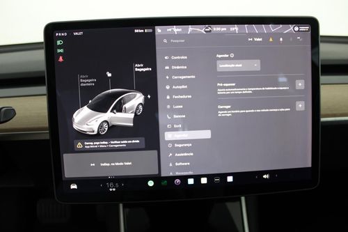 Tesla Model 3 - Photo 27
