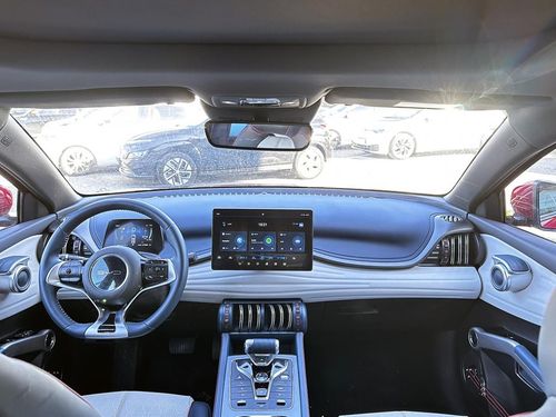 BYD Atto 3 - Photo 18