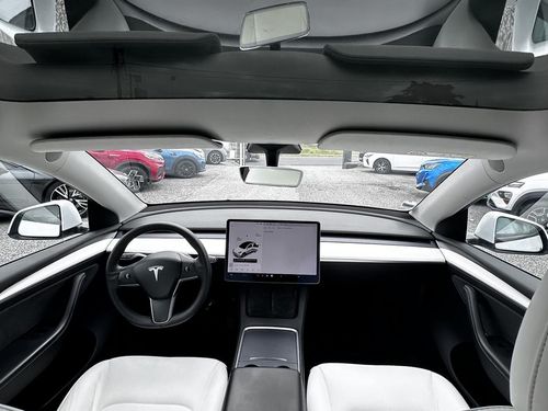 Tesla Model Y - Photo 19