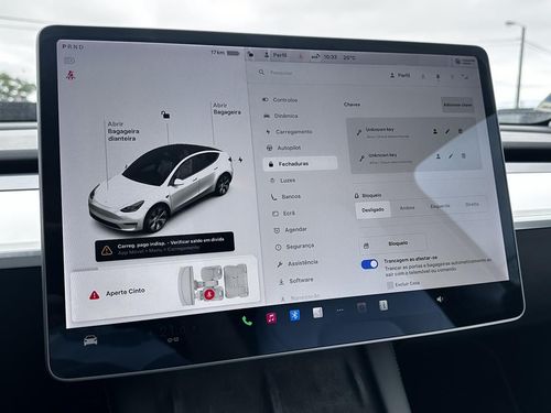 Tesla Model Y - Photo 35