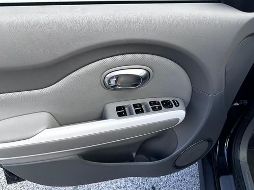 Kia e-Soul - Photo 11