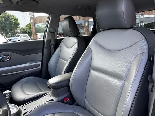 Kia e-Soul - Photo 20
