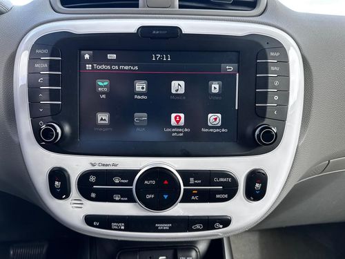 Kia e-Soul - Photo 25