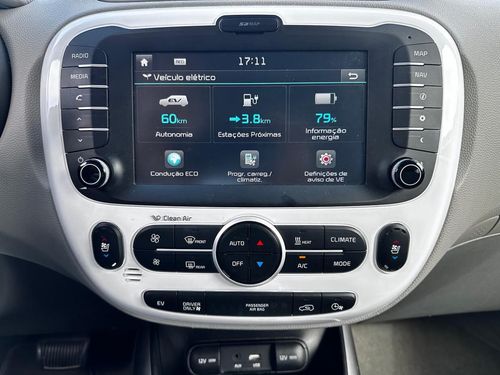 Kia e-Soul - Photo 26