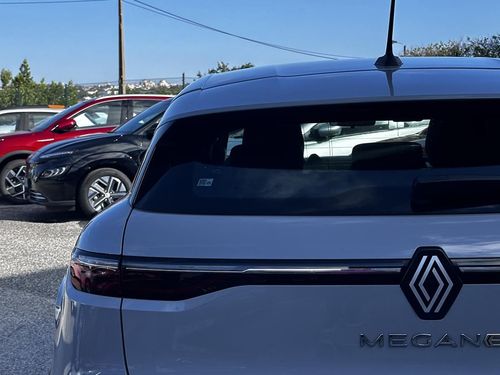 Renault Mégane E-Tech - Photo 11