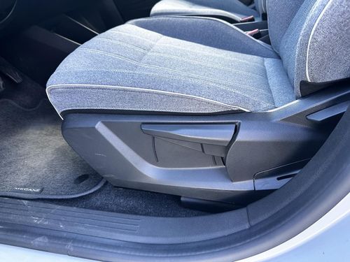 Renault Mégane E-Tech - Photo 19