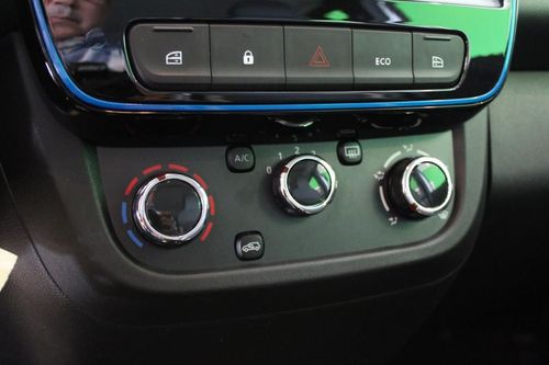 Dacia Spring - Photo 17