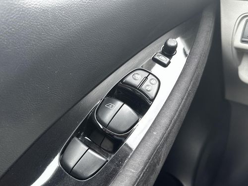 Nissan Leaf - Photo 13